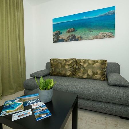 Apartmani Spiline - Mia Baška Voda Exteriör bild