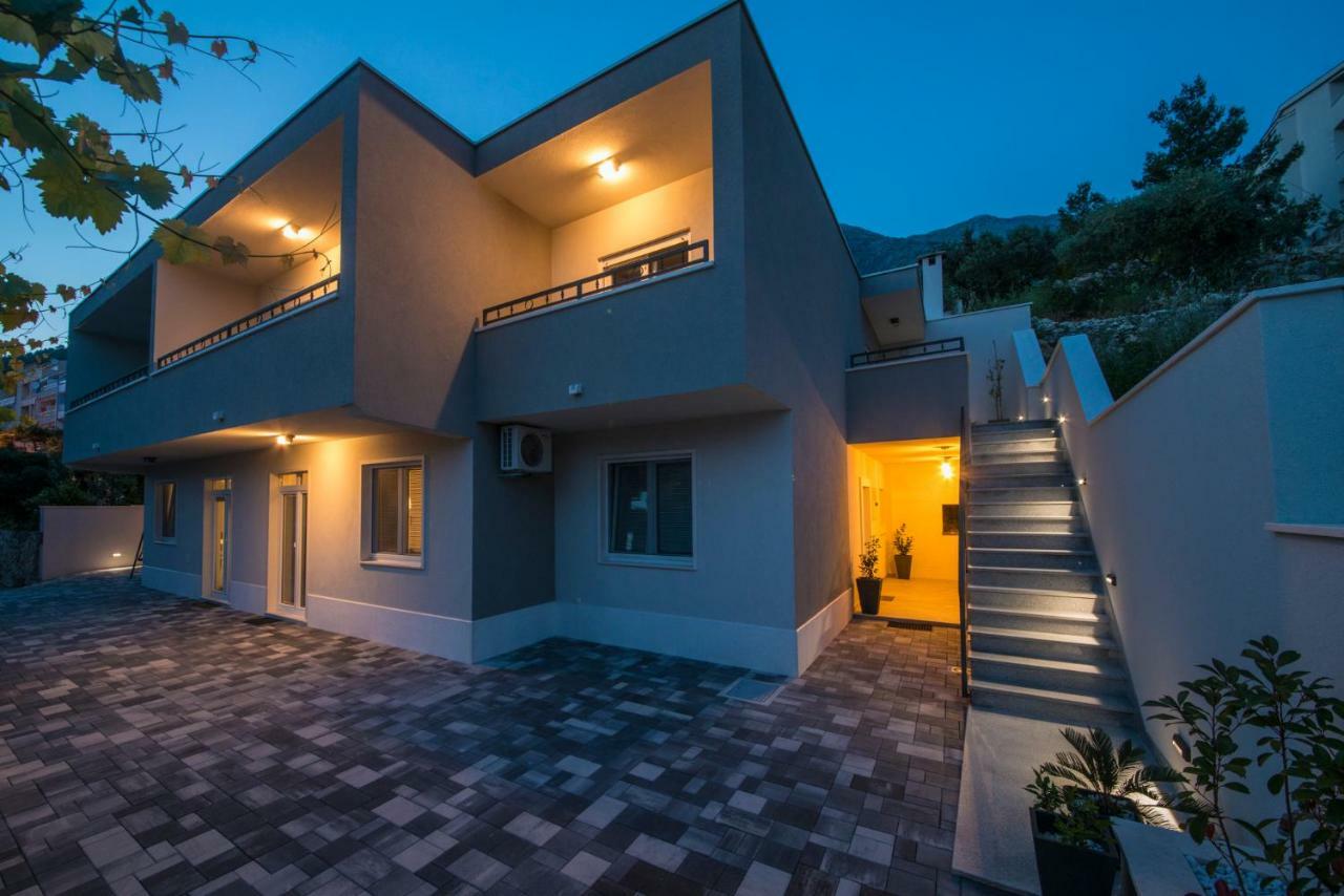 Apartmani Spiline - Mia Baška Voda Exteriör bild