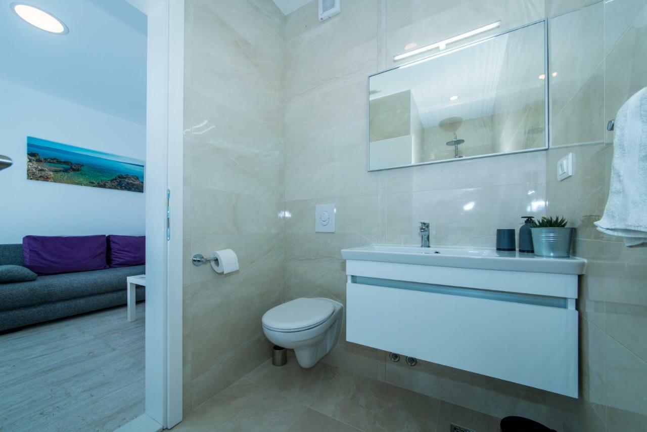 Apartmani Spiline - Mia Baška Voda Exteriör bild