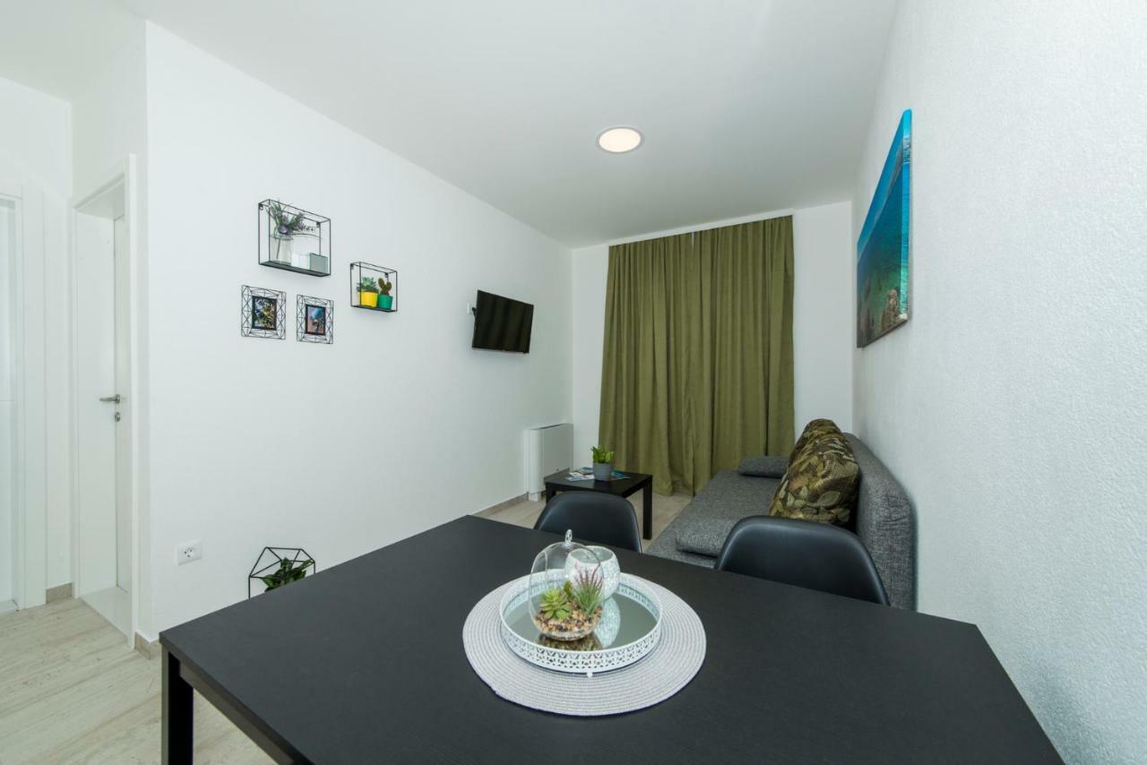 Apartmani Spiline - Mia Baška Voda Exteriör bild
