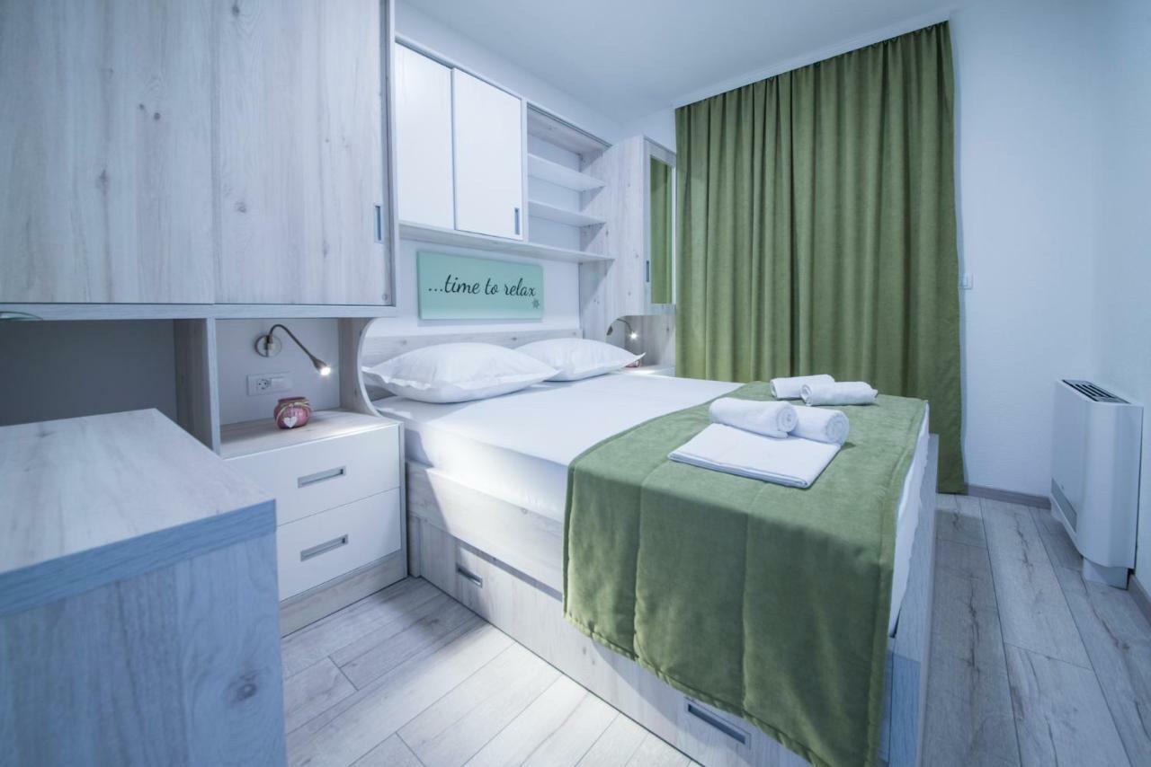 Apartmani Spiline - Mia Baška Voda Exteriör bild