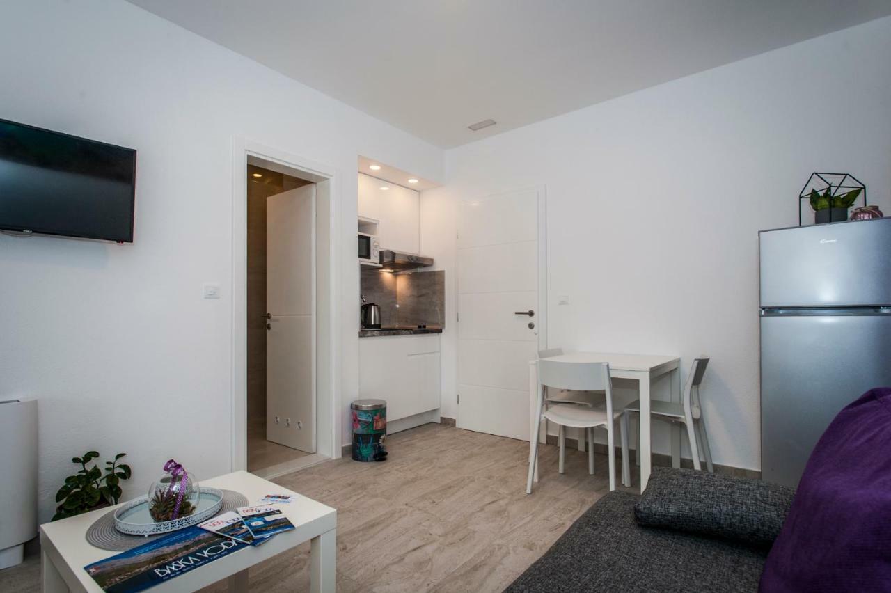 Apartmani Spiline - Mia Baška Voda Exteriör bild